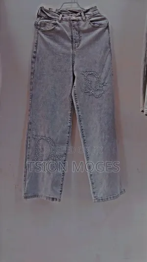 Photo - Womens Jeans