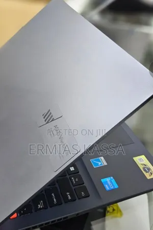 New Laptop Asus VivoBook 15 X540NA 16GB Intel Core I5 SSD 512GB