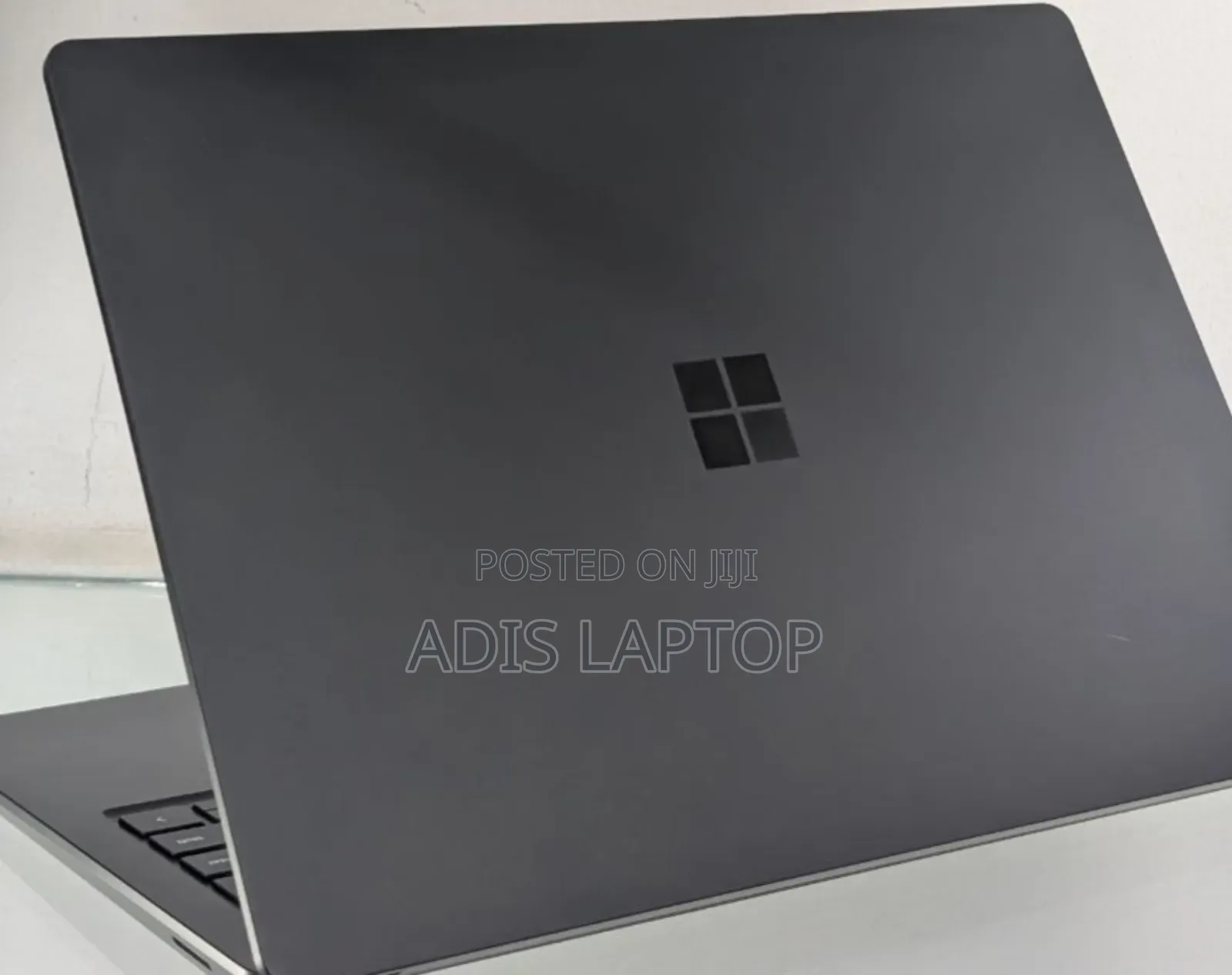 New Laptop Microsoft Surface 16GB Intel Core I7 SSD 512GB