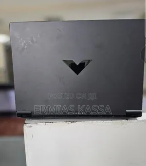 New Laptop HP Victus 16 16GB AMD Ryzen 7 SSD 1T