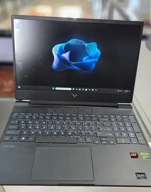 New Laptop HP Victus 16 16GB AMD Ryzen 7 SSD 1T