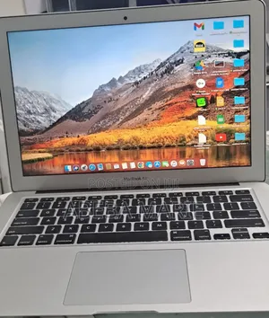 New Laptop Apple MacBook Air 2017 8GB Intel Core I7 SSD 256GB