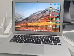 New Laptop Apple MacBook Air 2017 8GB Intel Core I7 SSD 256GB