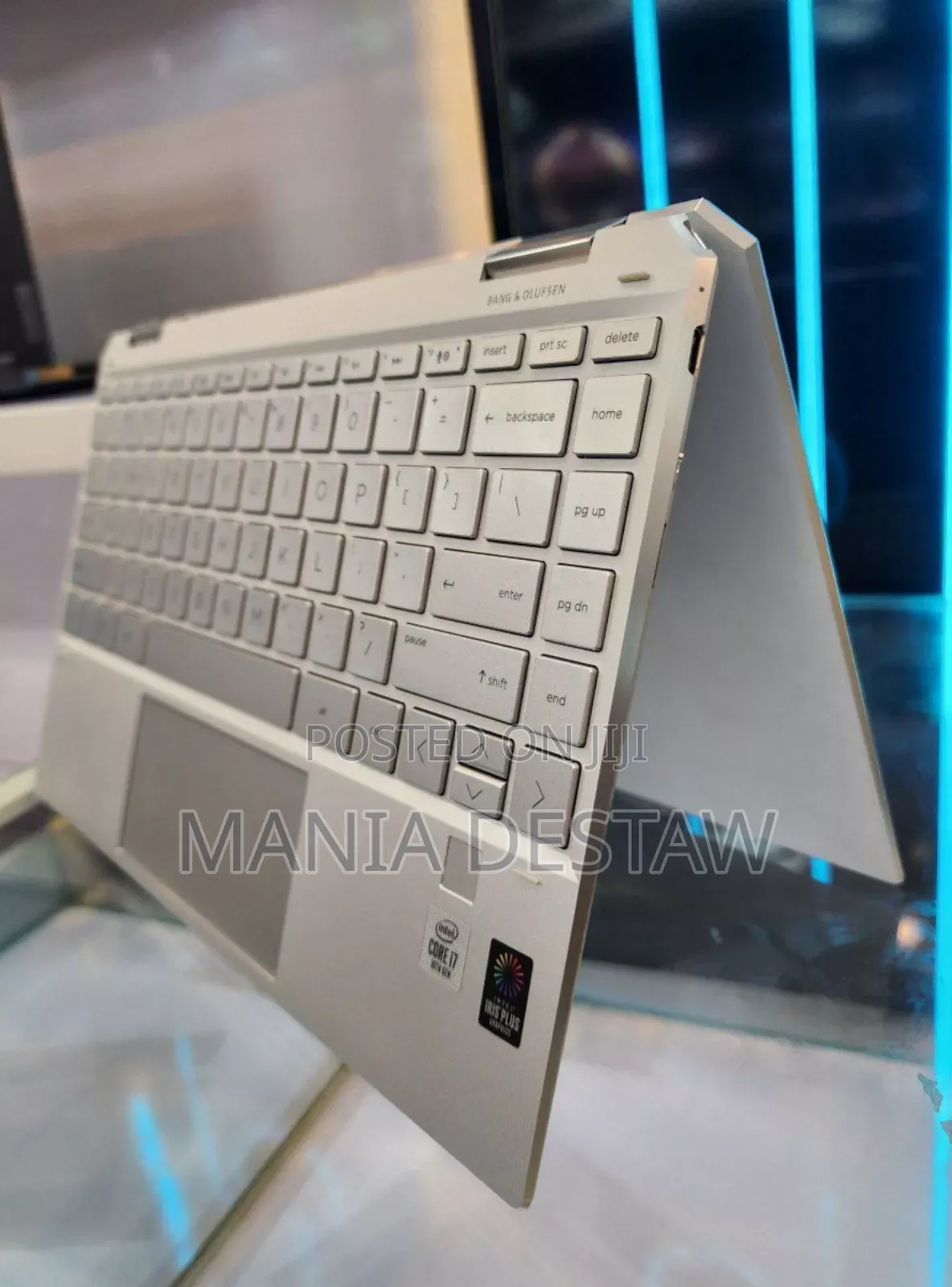 New Laptop HP Spectra 13 16GB Intel Core I7 SSD 1T