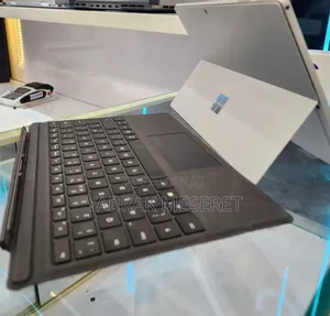 New Laptop Microsoft Surface Pro 7+ 16GB Intel Core I5 SSD 256GB