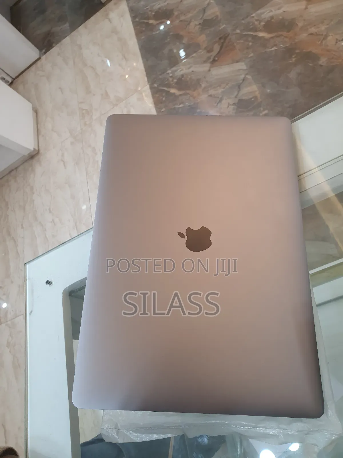 New Laptop Apple MacBook Pro 2019 4GB Intel Core I7 SSD 512GB