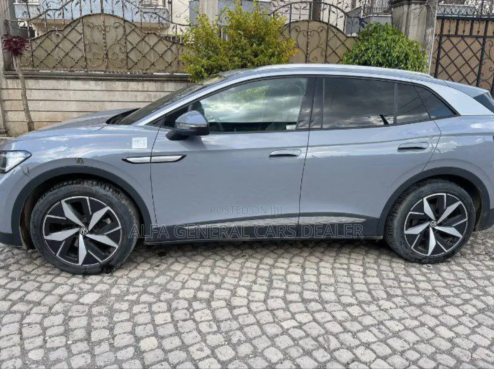 Volkswagen ID.4 2023 Gray