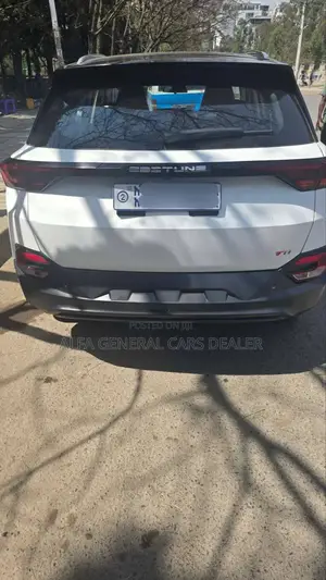 Bestune T77 1.2 FWD 2021 White