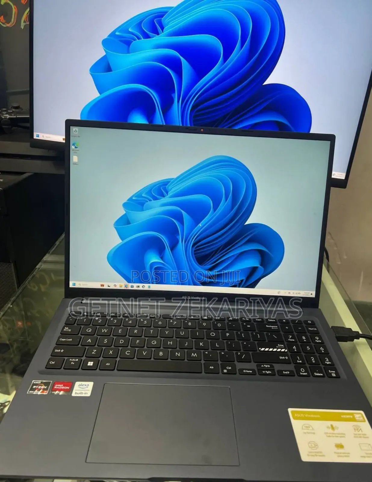 New Laptop Asus VivoBook 15 X505BA 12GB AMD Ryzen 7 SSD 512GB