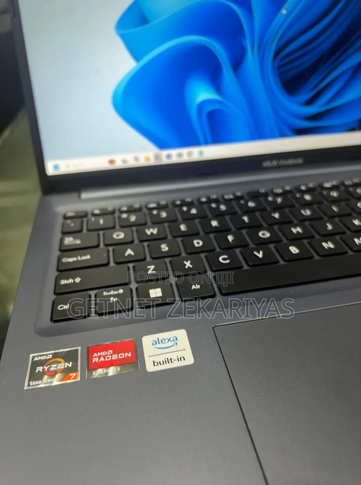 New Laptop Asus VivoBook 15 X505BA 12GB AMD Ryzen 7 SSD 512GB