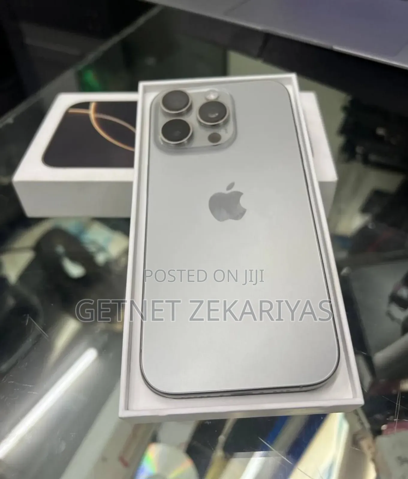 New Apple iPhone 16 Pro 256 GB Silver