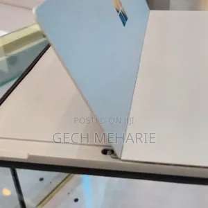 New Laptop Microsoft Surface Pro 7 16GB Intel Core I5 SSD 256GB