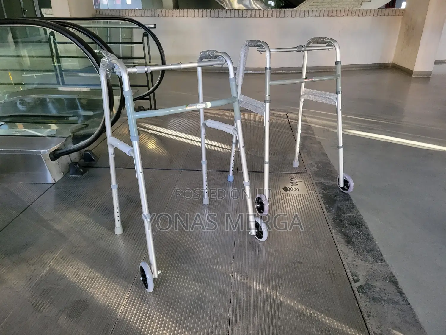 Elderly, Disabled to Use Walker驅walker裔ዊልቼር*2wheeled Walker