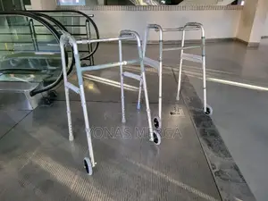 Photo - Elderly, Disabled to Use Walker驅walker裔ዊልቼር*2wheeled Walker
