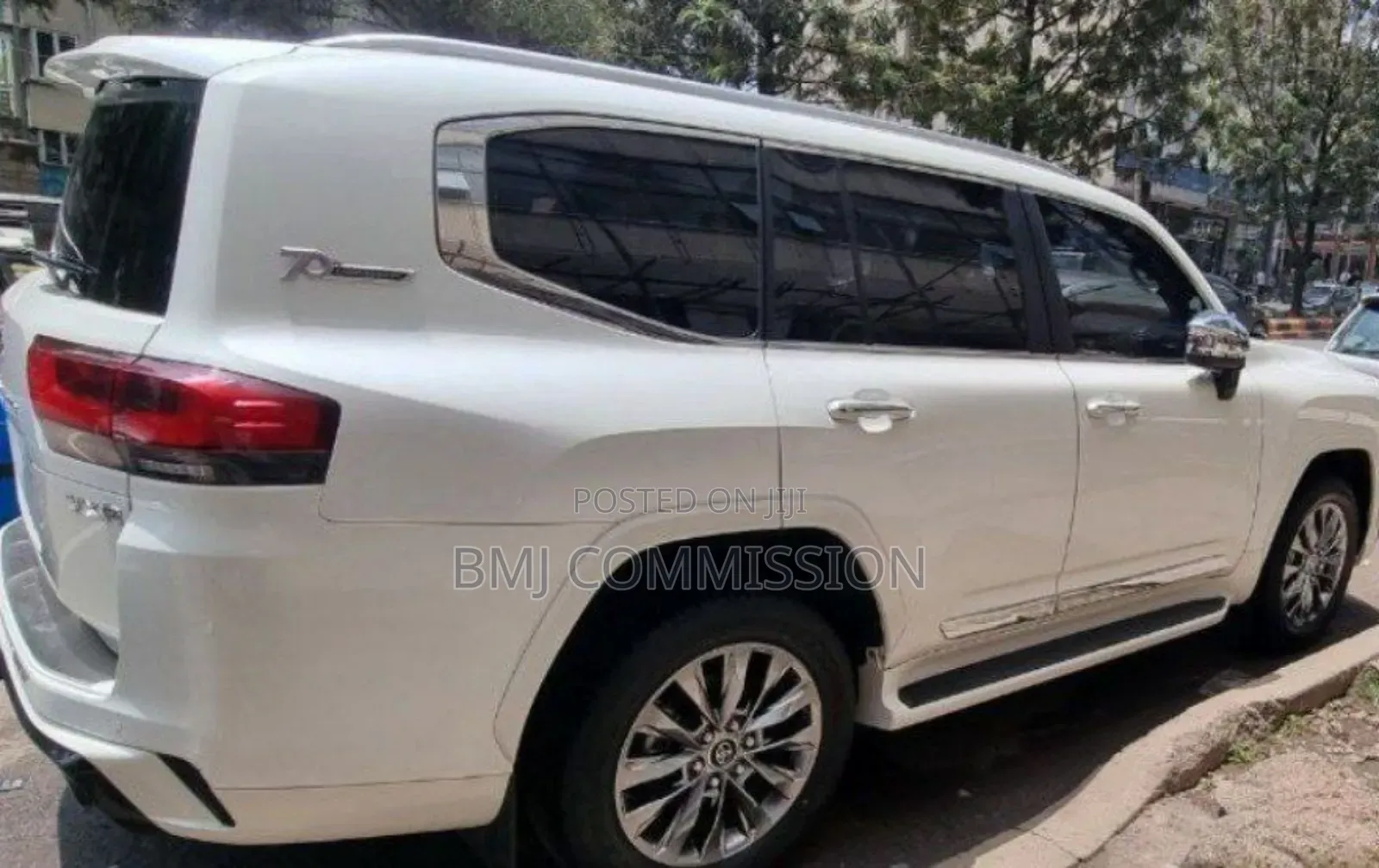 Toyota Land Cruiser 2023 White