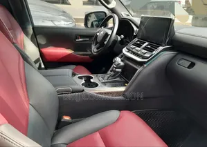 Toyota Land Cruiser 2023 White