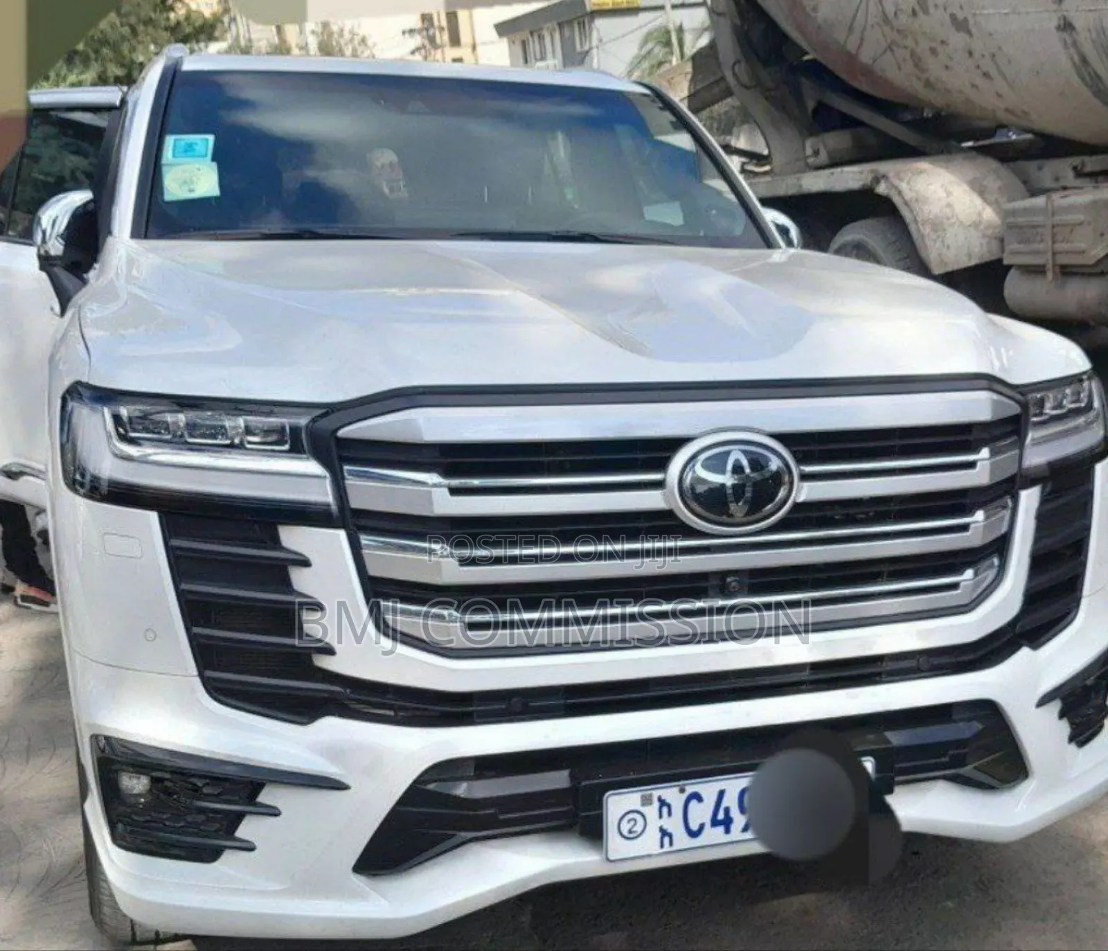 Toyota Land Cruiser 2023 White