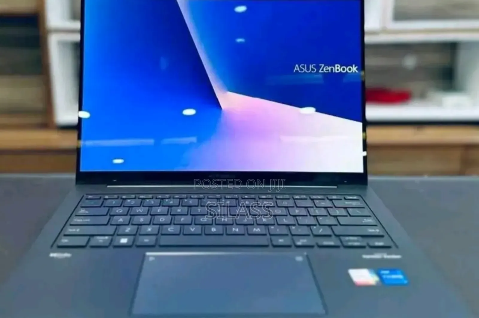 New Laptop Asus ZenBook UX303UA 16GB Intel Core I7 SSD 512GB