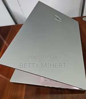 New Laptop Asus VivoBook 15 X505BA 16GB Intel Core I5 SSD 512GB