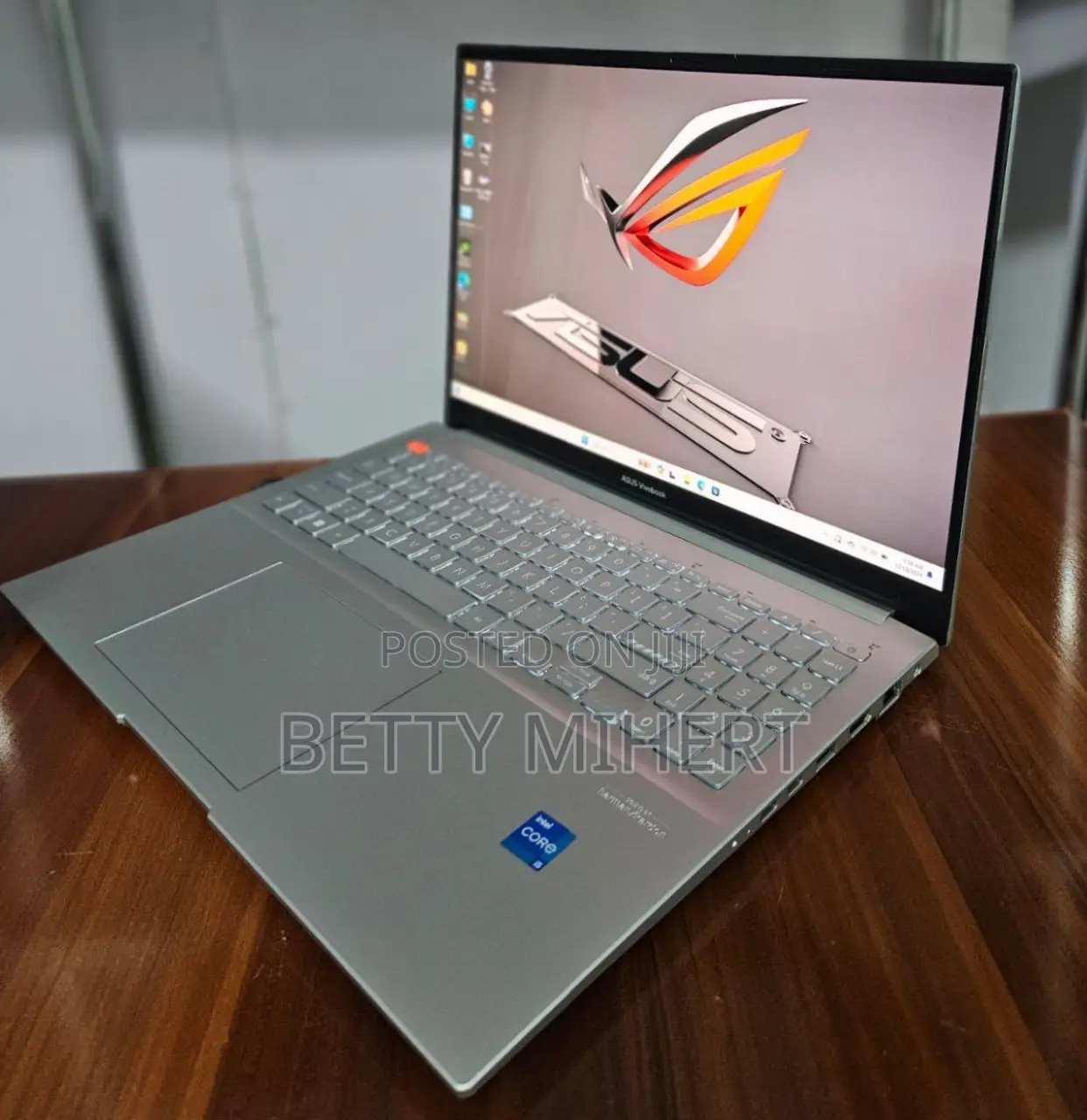 New Laptop Asus VivoBook 15 X505BA 16GB Intel Core I5 SSD 512GB