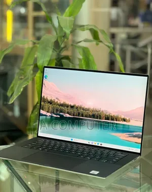 New Laptop Dell Precision 5550 16GB Intel Core I7 SSD 512GB