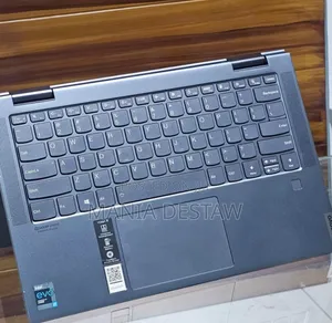 New Laptop Lenovo Yoga 700 12GB Intel Core I7 SSD 512GB