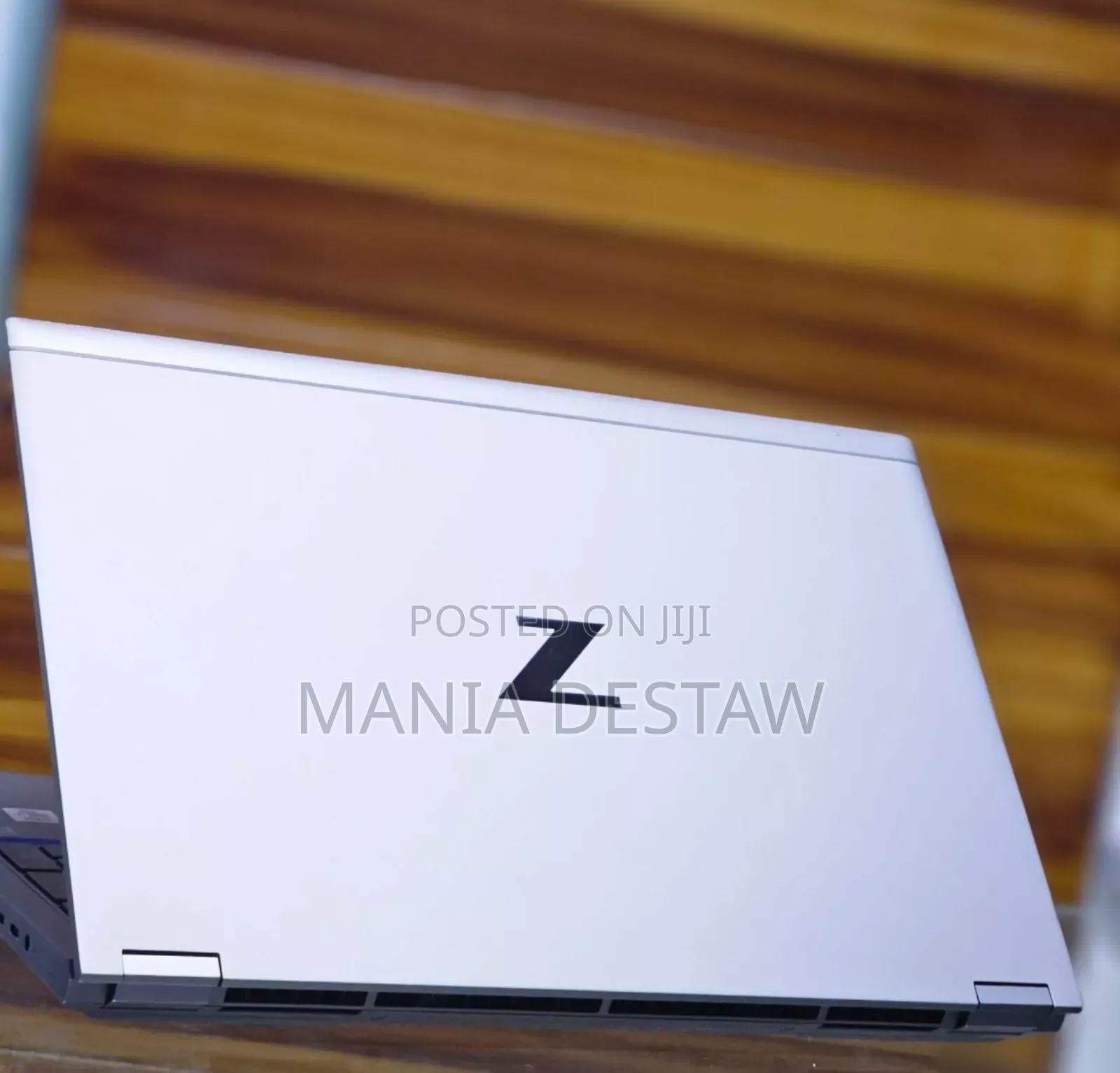 New Laptop HP ZBook Firefly 16 G10 16GB Intel Core I7 SSD 512GB