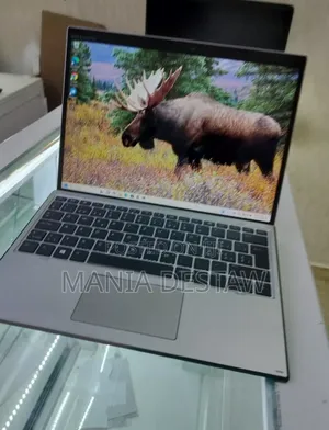 Photo - Laptop HP Elite X2 1012 16GB Intel Core I5 SSD 256GB