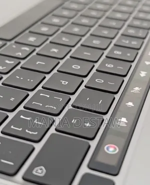 Photo - New Laptop Apple MacBook Pro 2020 M1 8GB Apple M1 Pro SSD 256GB