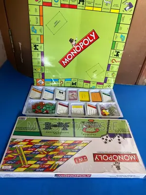 Photo - ከቤተሰብዎ ጋር ሞኖፓሊ ይጫወቱ Monopoly/Snakes Ladders Set!