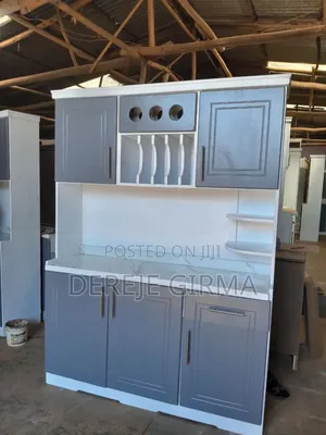 Photo - ሜትር ከ50 ኪችን ካብኔት