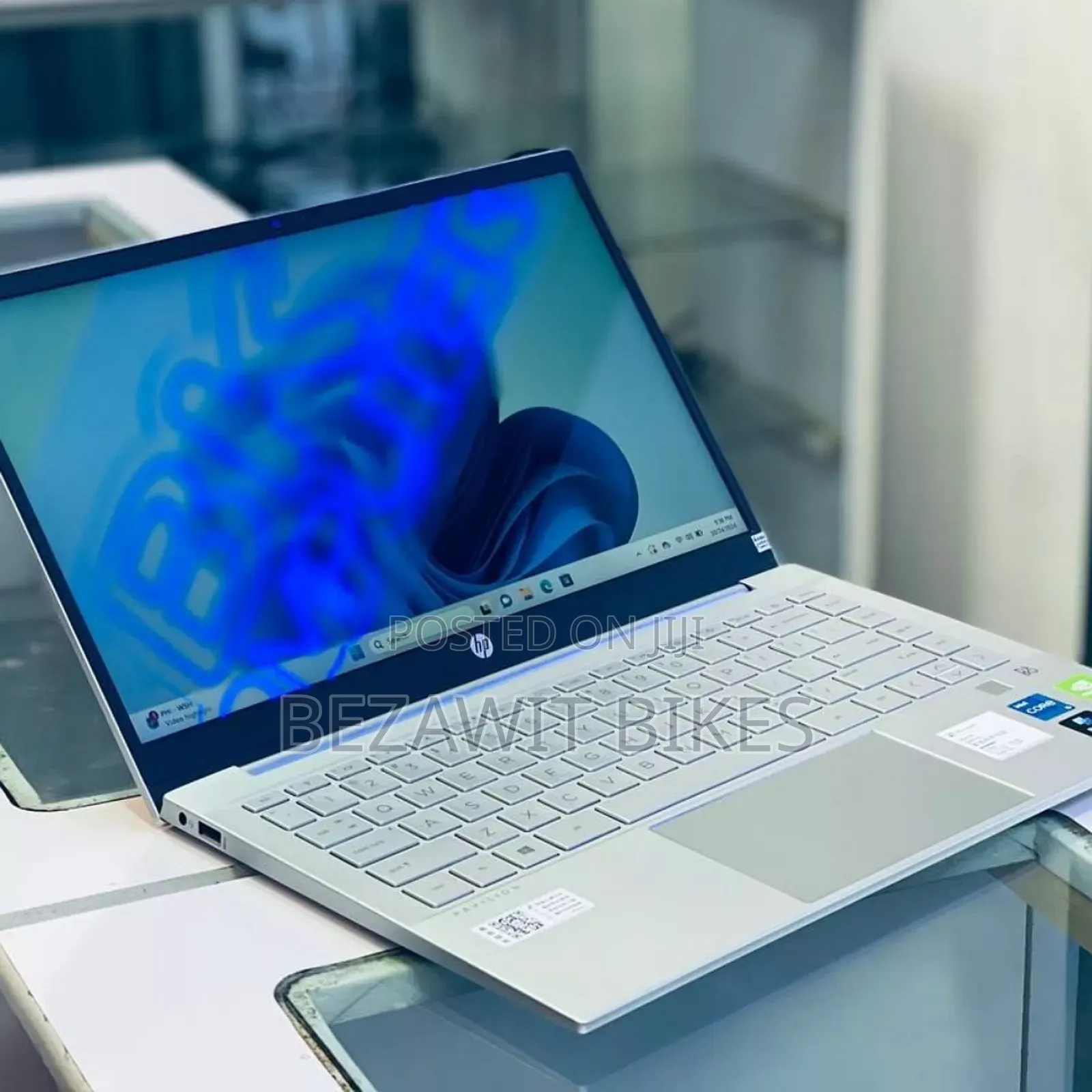 New Laptop HP Pavilion 14 16GB Intel Core I5 SSD 512GB