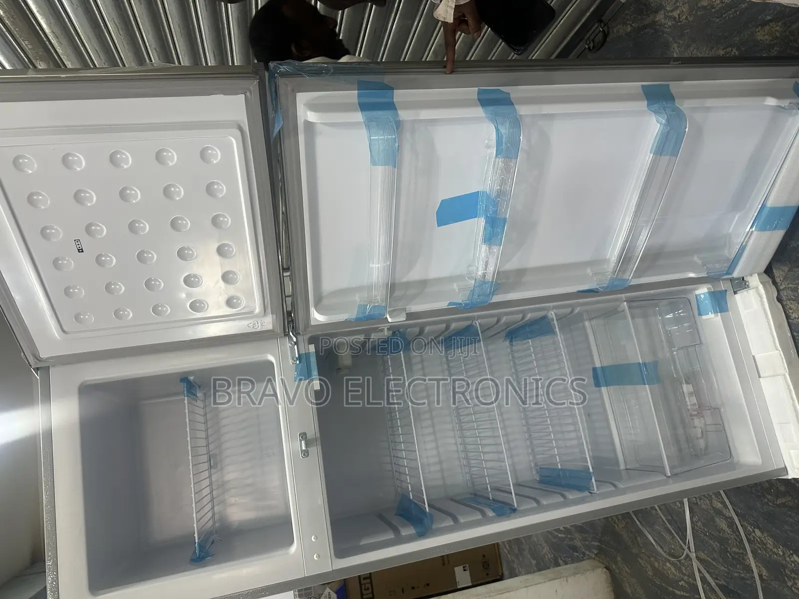 4 Point 380l Refrigerator