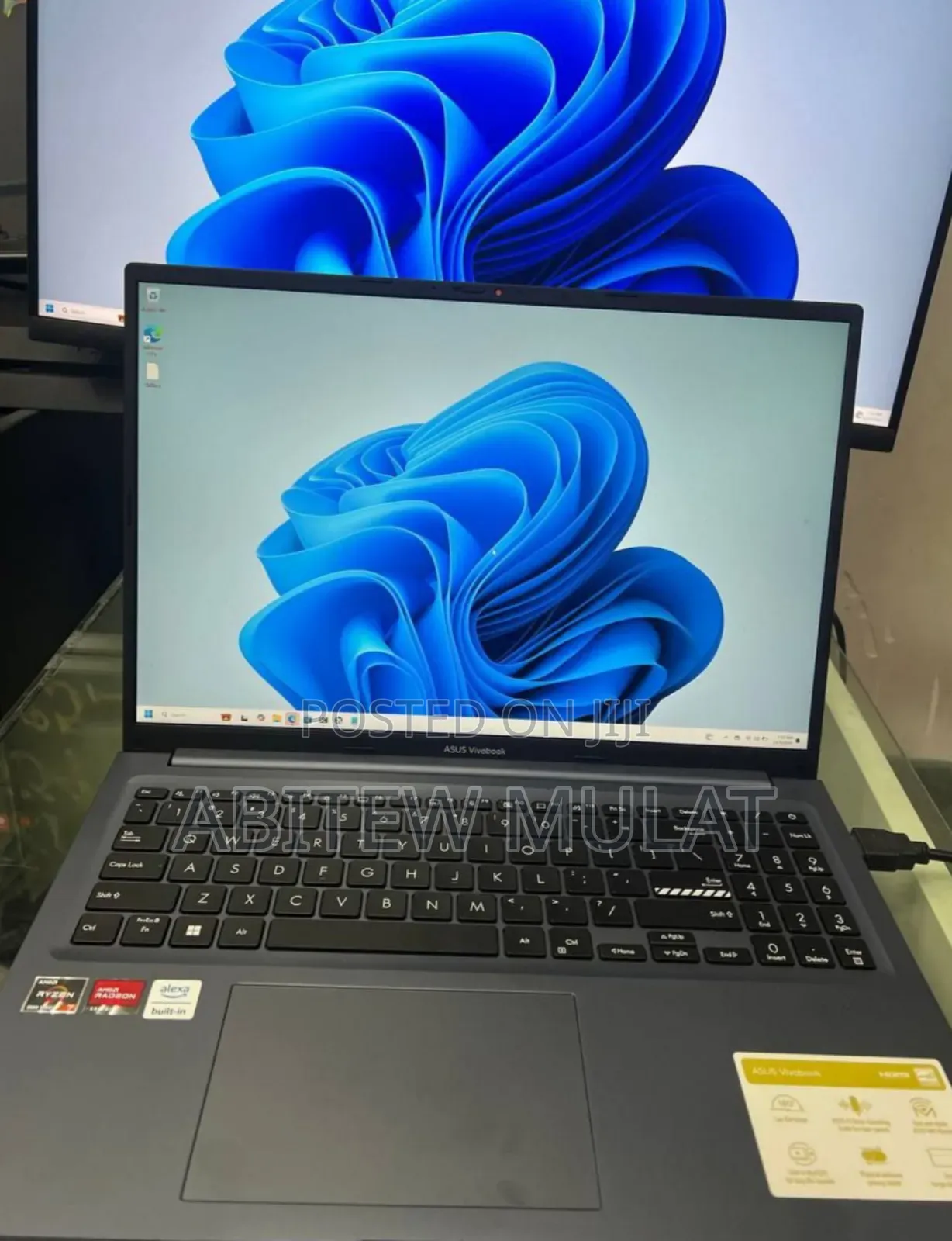 New Laptop Asus VivoBook 15 X505BA 12GB AMD Ryzen 7 SSD 512GB