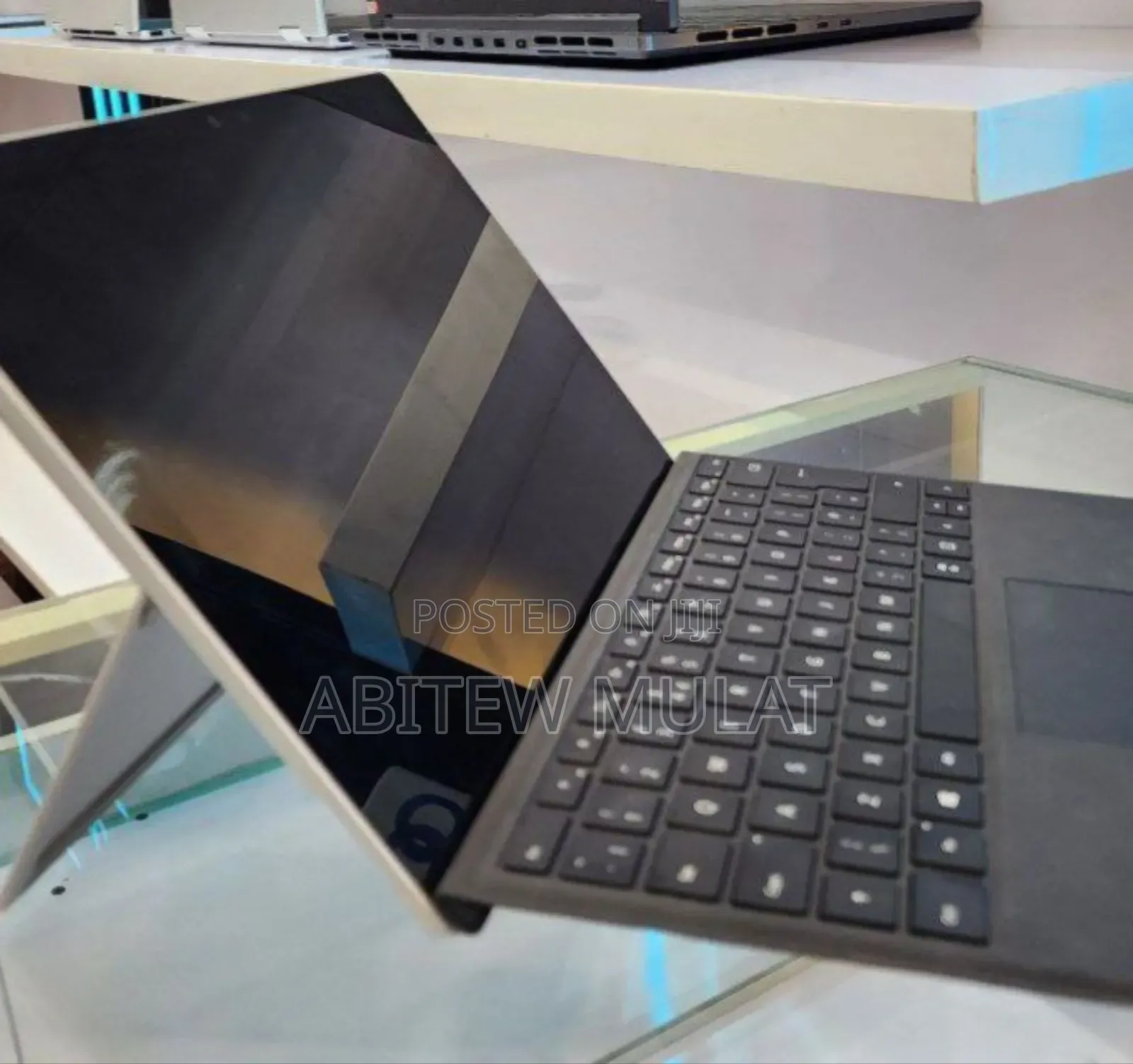 New Laptop Microsoft Surface Pro 7+ 16GB Intel Core i5 SSD 256GB