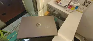 New Laptop HP 250 G10 16GB Intel Core I7 SSD 512GB