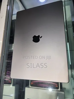 New Laptop Apple MacBook Pro M1 32GB Apple M1 SSD 1T