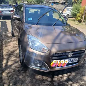 Photo - Suzuki Dzire 2020 Gold