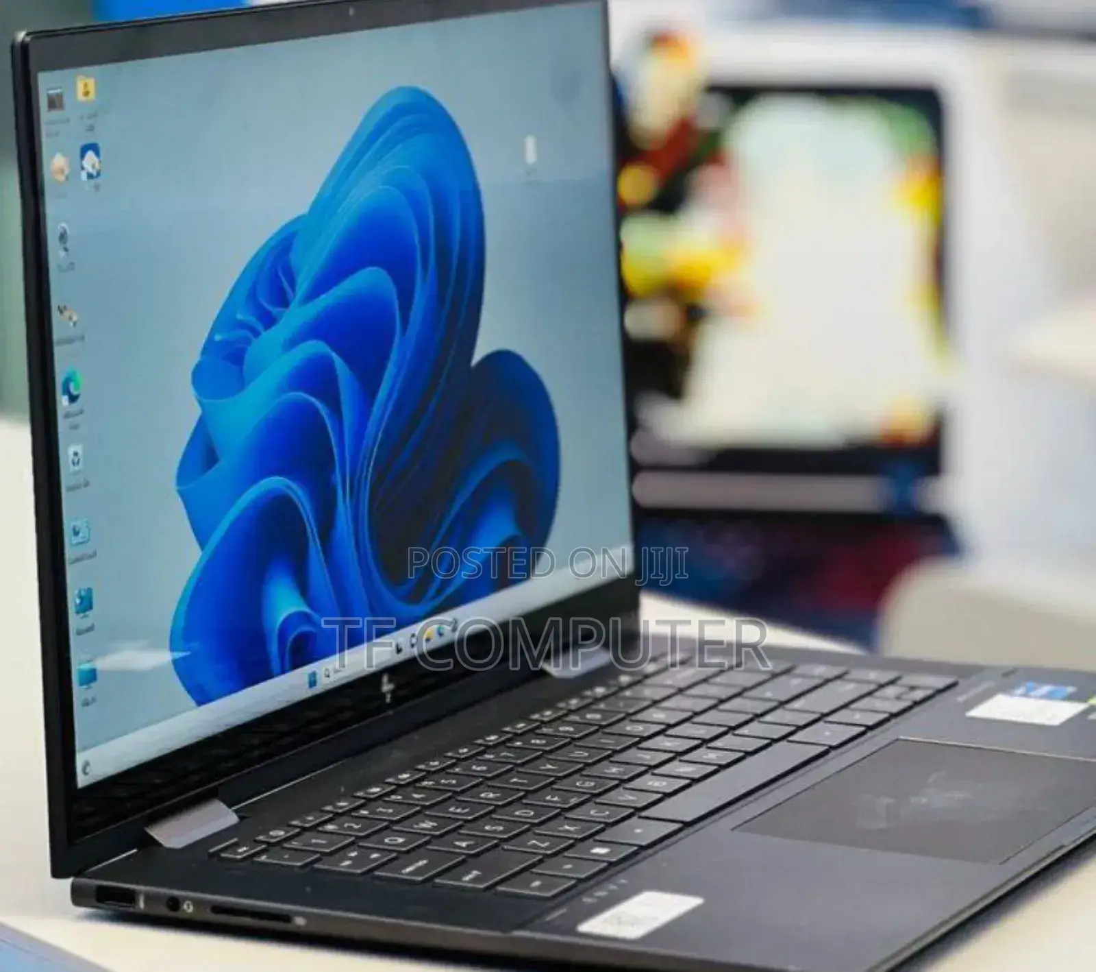 New Laptop HP Envy X360 16GB Intel Core I7 SSD 1T