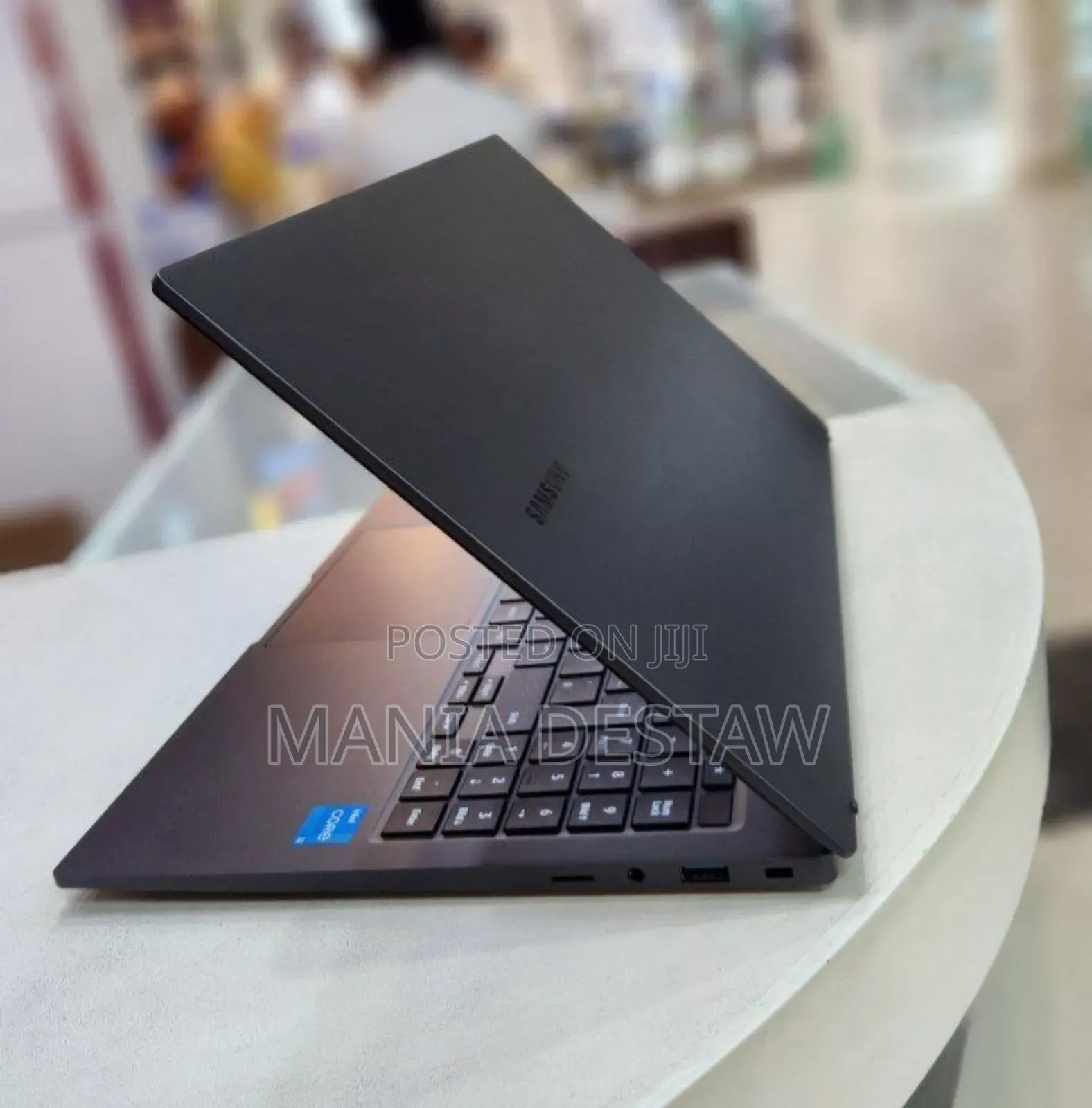 New Laptop Samsung Galaxy Book 2 8GB Intel Core I3 SSD 256GB