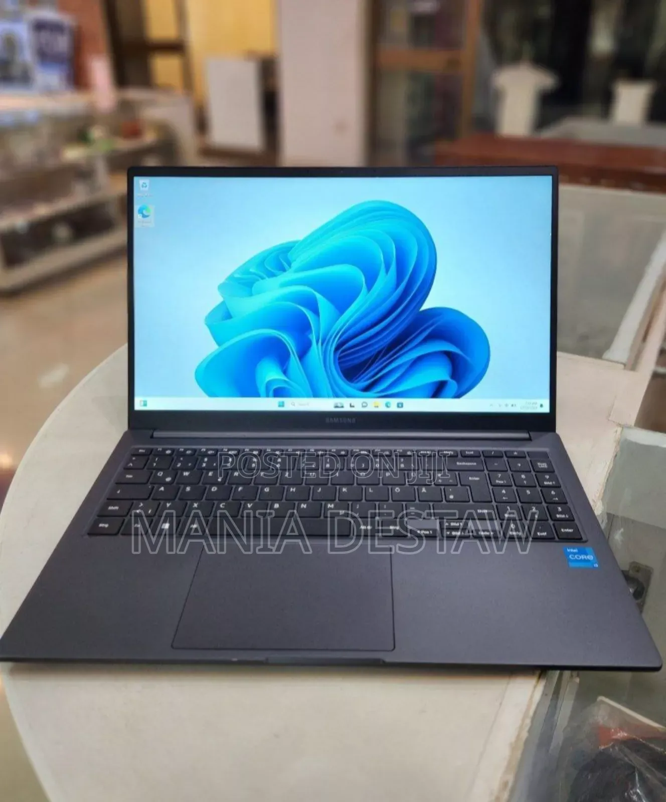 New Laptop Samsung Galaxy Book 2 8GB Intel Core I3 SSD 256GB