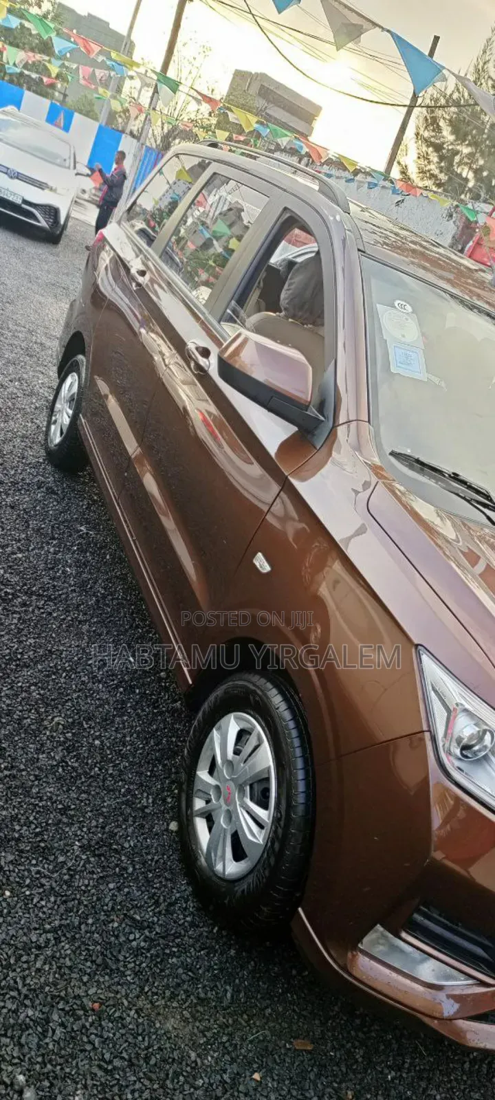 Wuling Hongguang S 2022 Brown