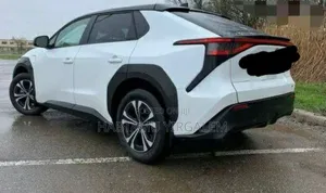 Toyota bZ4X 2022 White