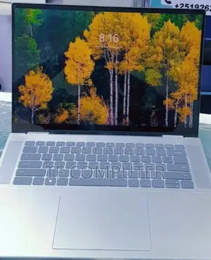 New Laptop Dell Inspiron 16 5620 16GB Intel Core I7 SSD 512GB