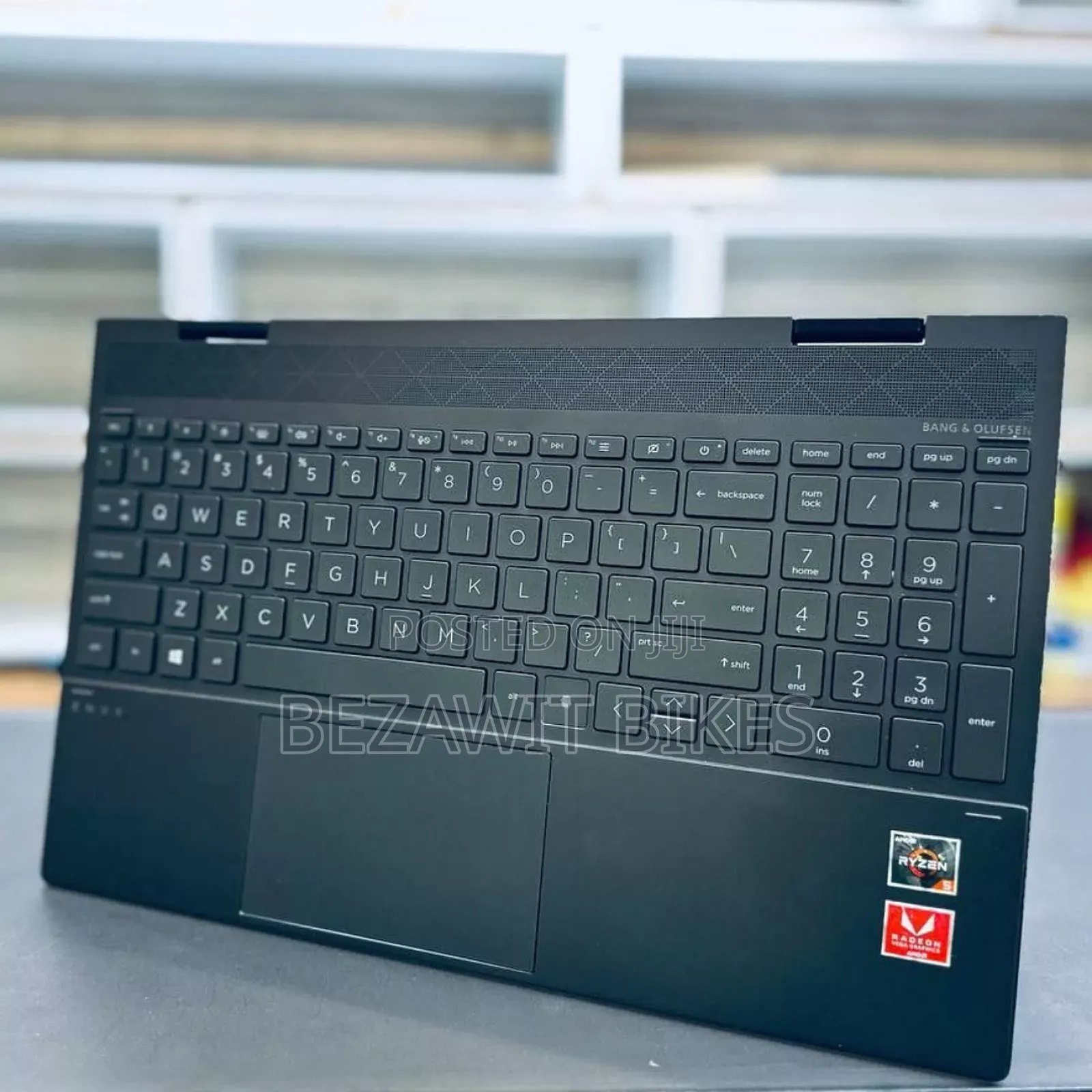 New Laptop HP Envy X360 16GB AMD Ryzen 5 SSD 512GB