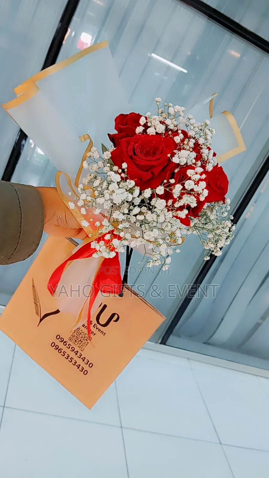 Yaho Mini Bouquet $Gift
