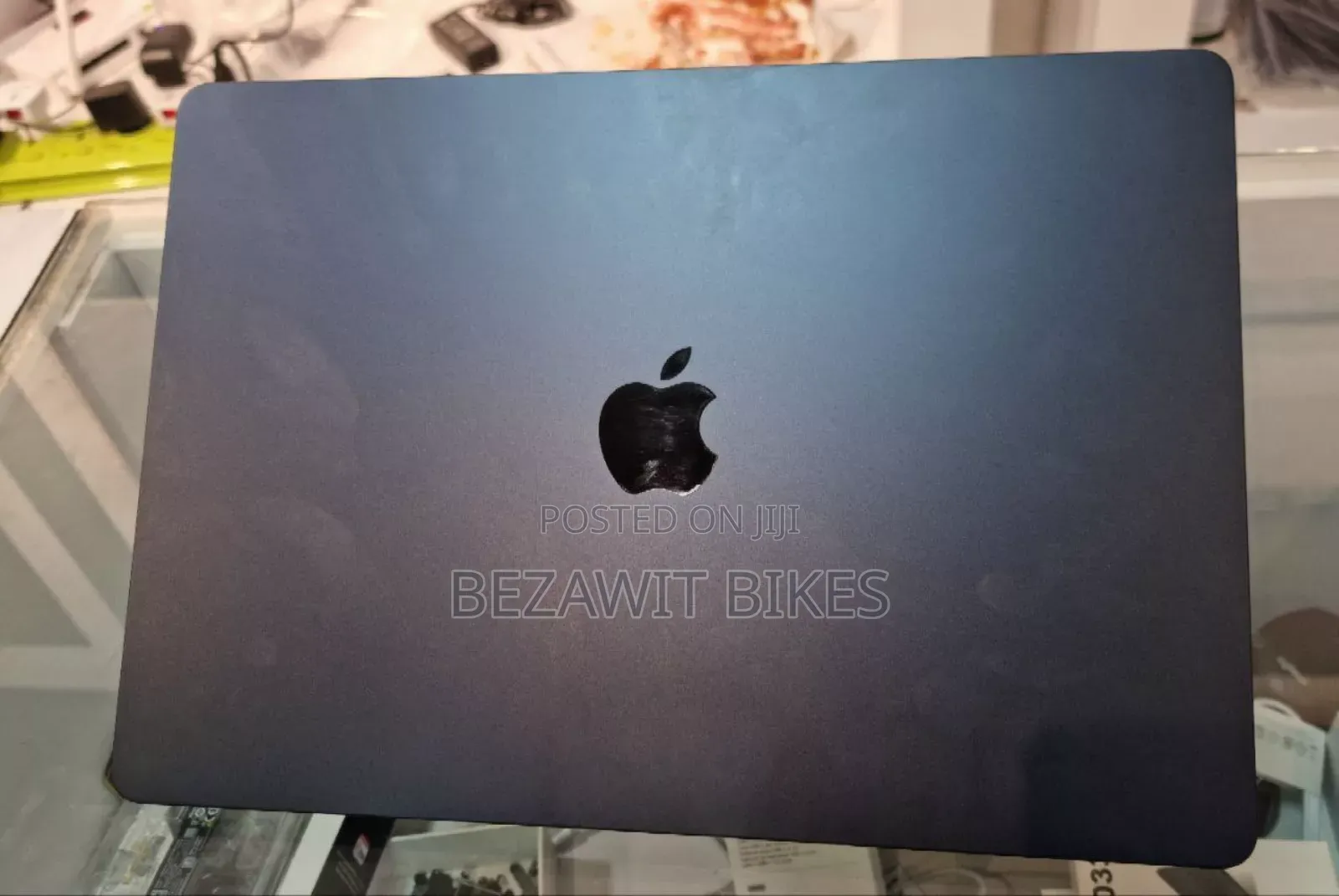 Laptop 8GB Apple M3 SSD 256GB