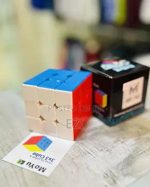 Photo - 3 Sided Cube