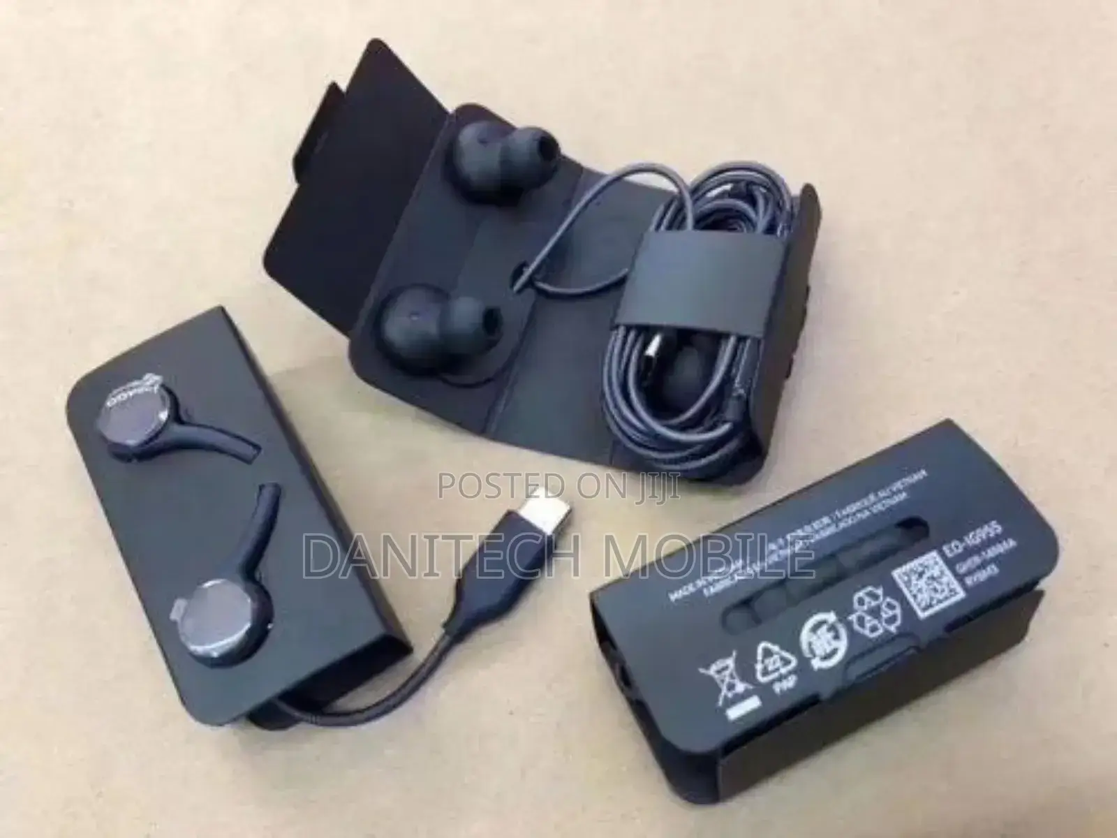 Akg Type C Earphones