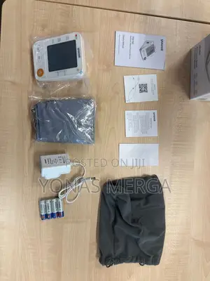 Photo - Yuwell Automatic Arm Blood Pressure Monitor畏bp Monitoring